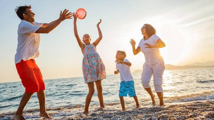 Activities — εκδρομές και εμπειρίες online